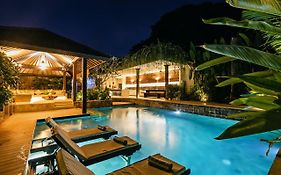 Villa Besok
